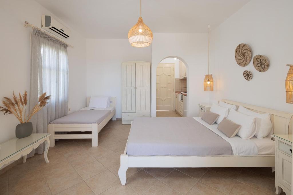 Maria's Rooms & Studios - 10