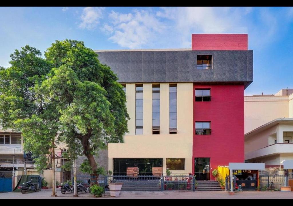 Hotel Bhagyaraj Palace - Best Hotel In Kanpur