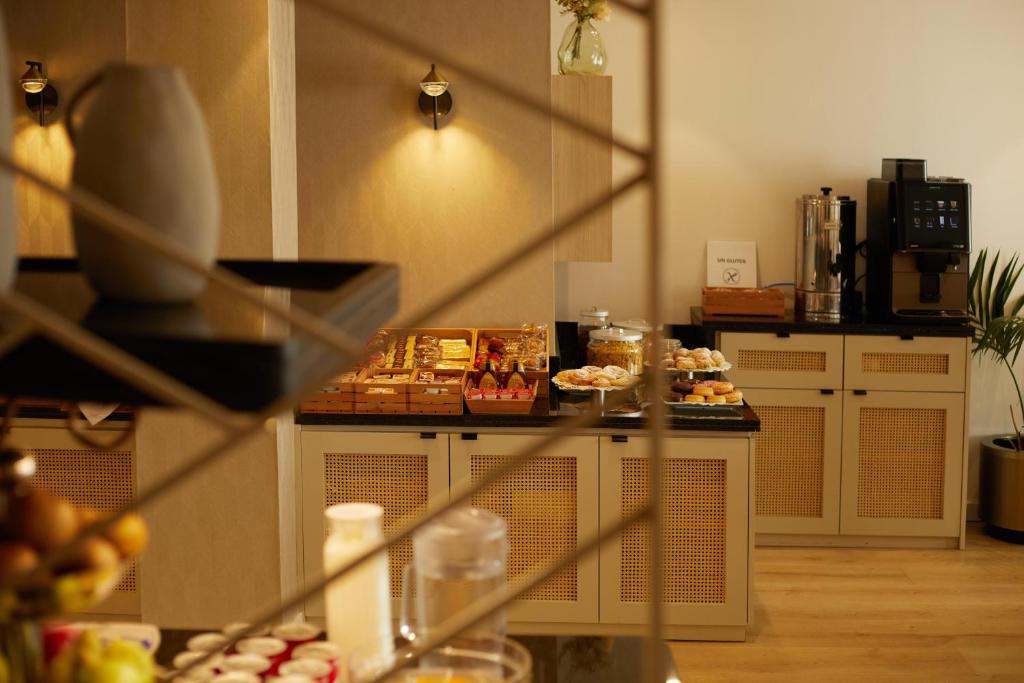 Hotel Zurbarán Palma - Resim 15