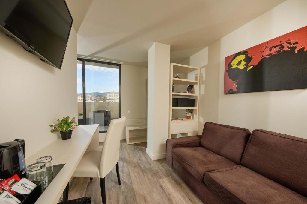 1881 Barcelona Gran Rosellon Hotel - Resim 29