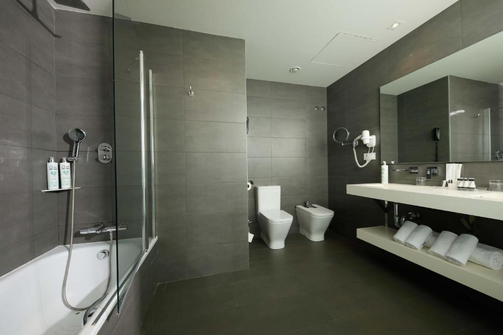 1881 Barcelona Gran Rosellon Hotel - Resim 33