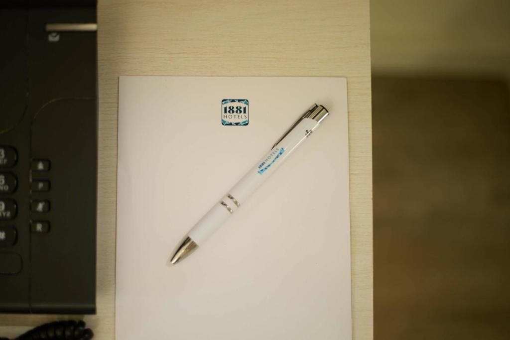 1881 Barcelona Gran Rosellon Hotel - Resim 39