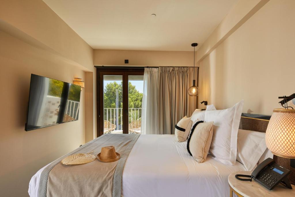 Belle Marivent Mediterranean Petit Hotel - Resim 24