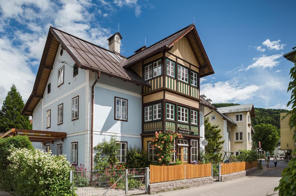 Budova, kde se bed and breakfast nachází