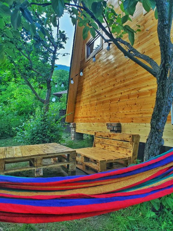 Fotografie z fotogalerie ubytování oak cabin v destinaci Oni