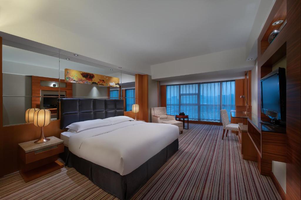 TV a/nebo společenská místnost v ubytování Empark Grand Hotel Xi'an