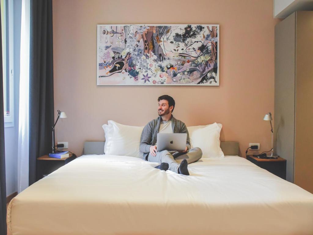 
Creator - King Size Bed
