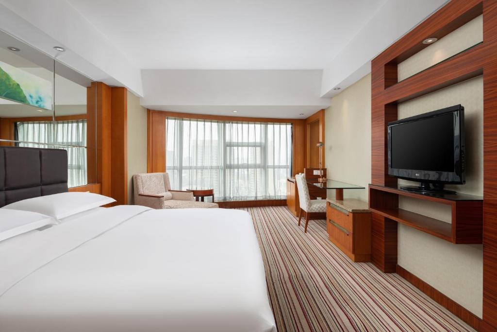 TV a/nebo společenská místnost v ubytování Empark Grand Hotel Xi'an