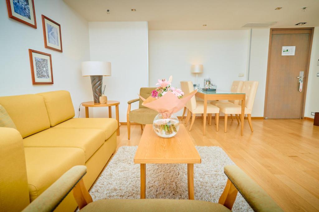 Posezení v ubytování ASTORIA Hotel Opatija
