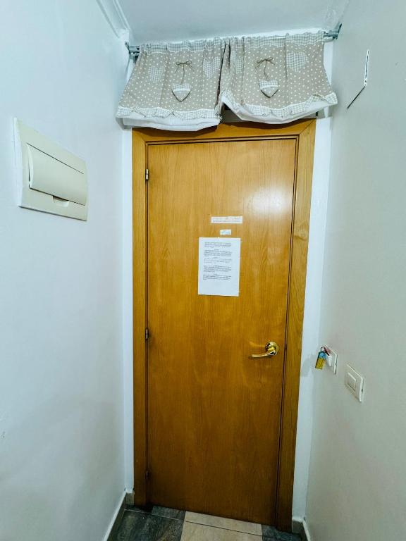 Fotografie z fotogalerie ubytování Hostal Mont Thabor v destinaci Barcelona