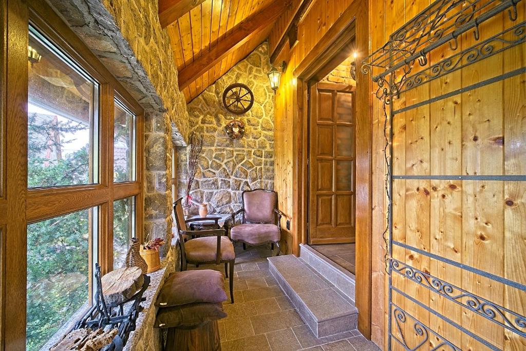 Posezení v ubytování House "Karličevi" with Jacuzzi, close to Waterfall