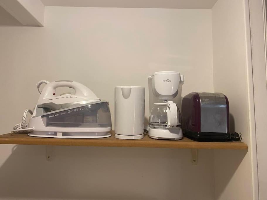 Παροχές για τσάι/καφέ στο Charmant Studio , plein centre