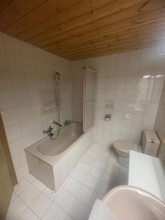 Koupelna v ubytování Hotel Edi