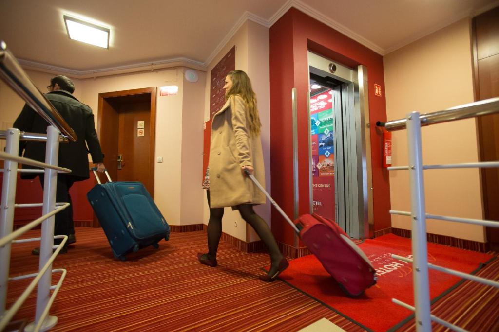 City Home Budapest - Resim 24