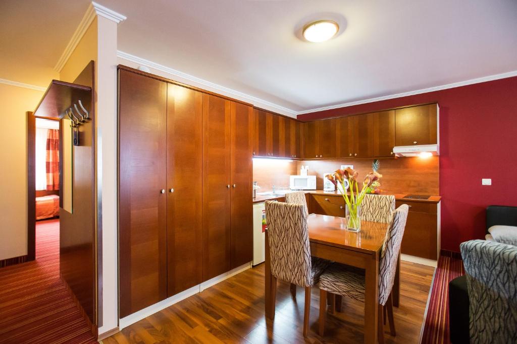 City Home Budapest - Resim 40