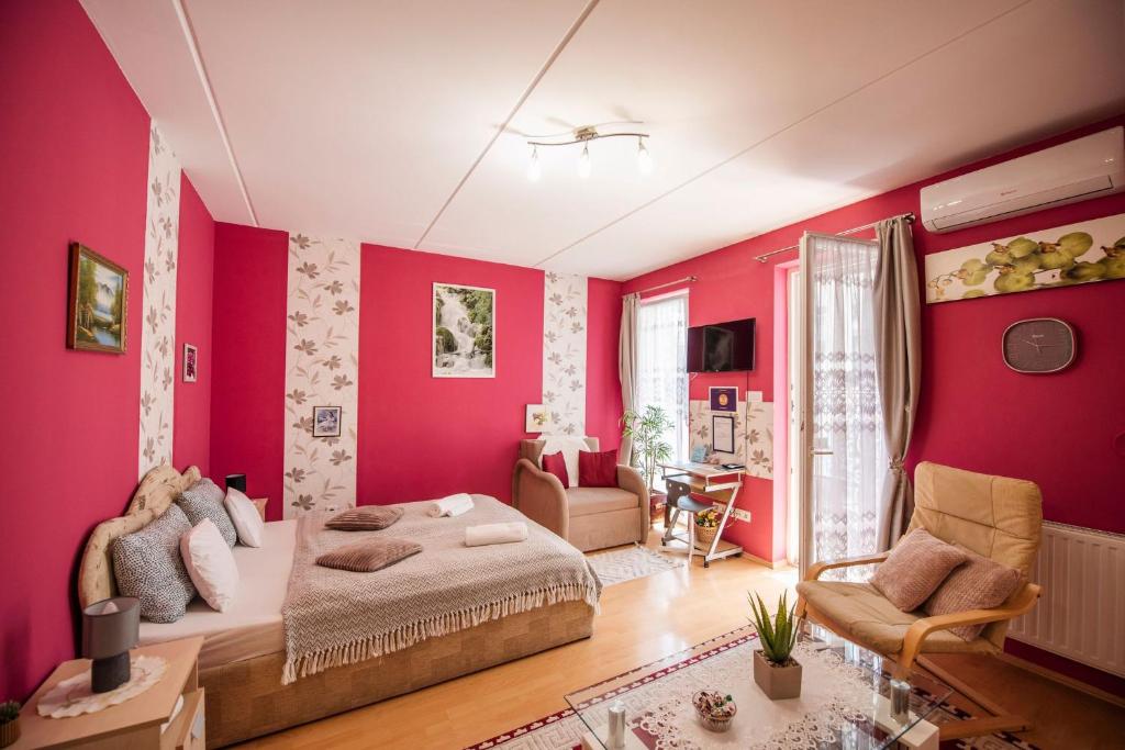 Inci apartman 7632 Pécs, 20 Fellbach utca kép - 1