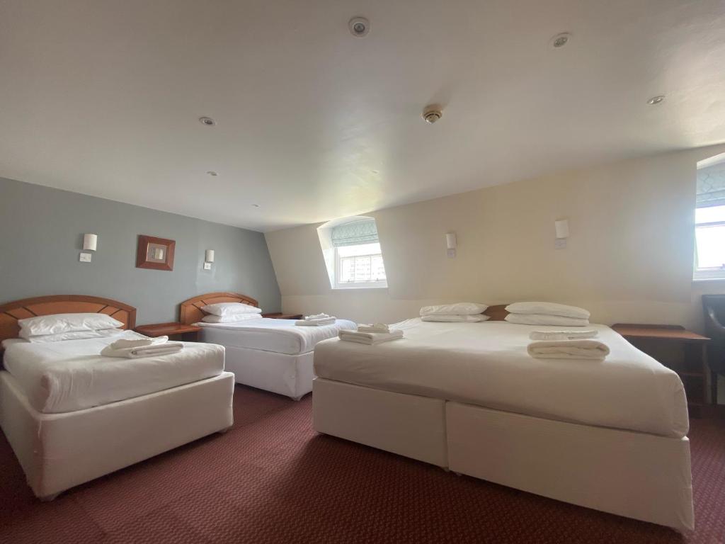 The Beach Hotel - Resim 9