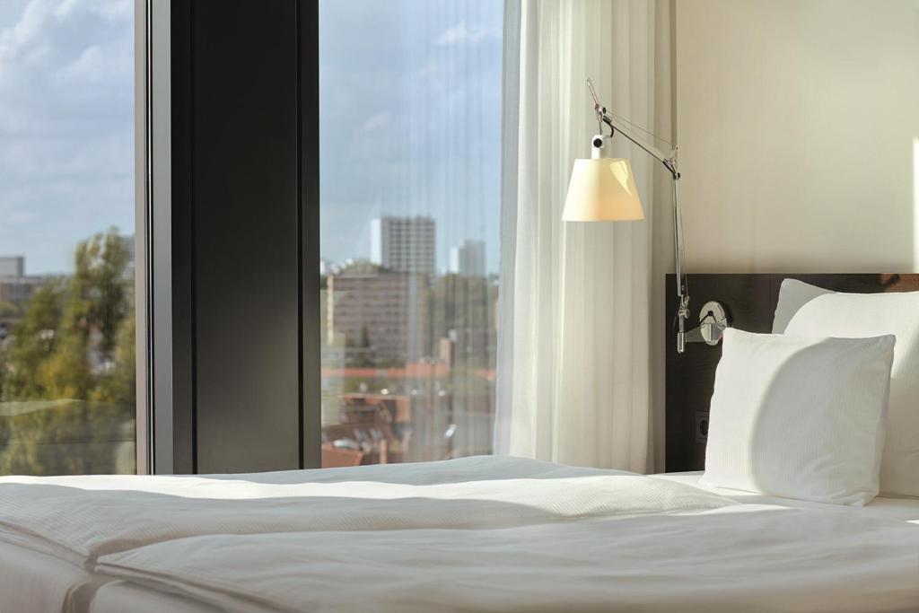 Empire Riverside Hotel - Resim 12