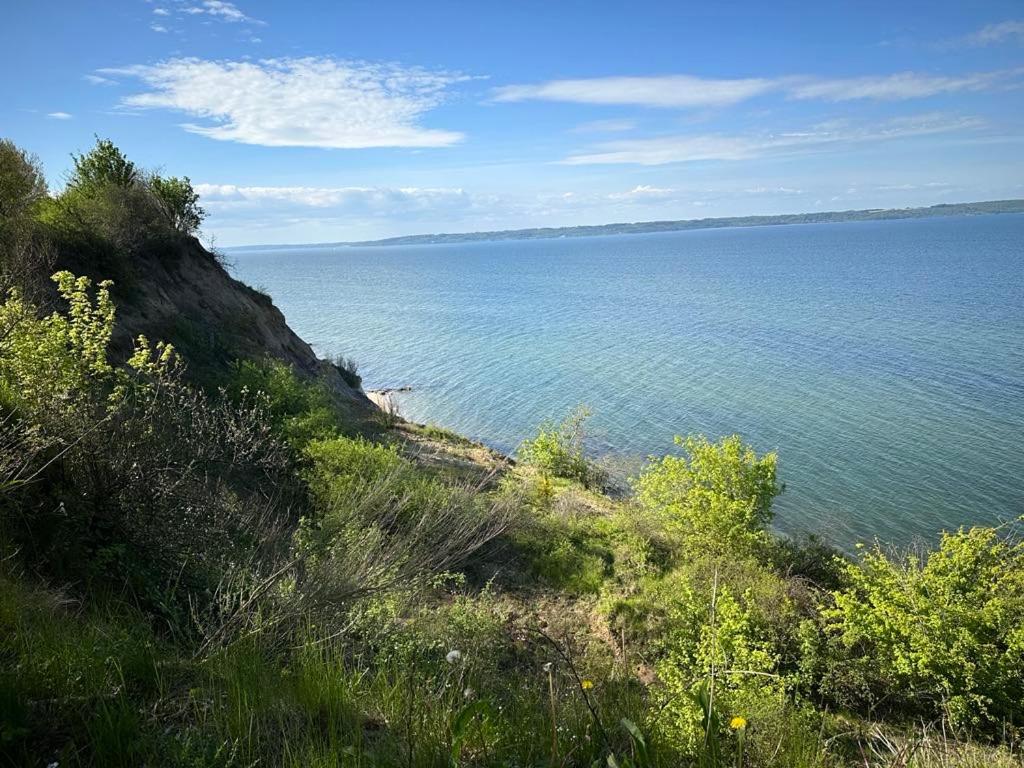 Paesaggio naturale nelle vicinanze del campeggio