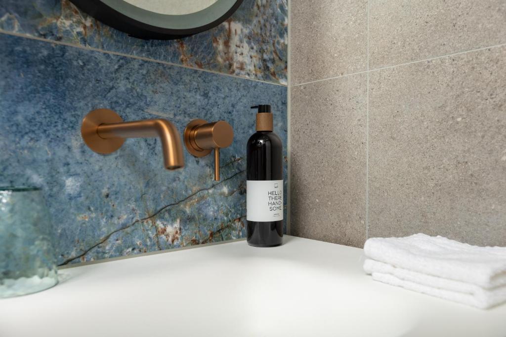 Hotel Twenty-Three Amsterdam Airport - Single Room