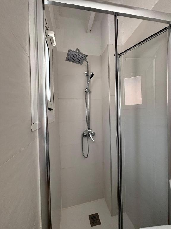 Koupelna v ubytování Tarragona Hostel