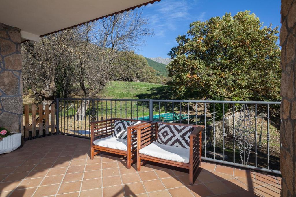 A general mountain view or a mountain view taken from the country house