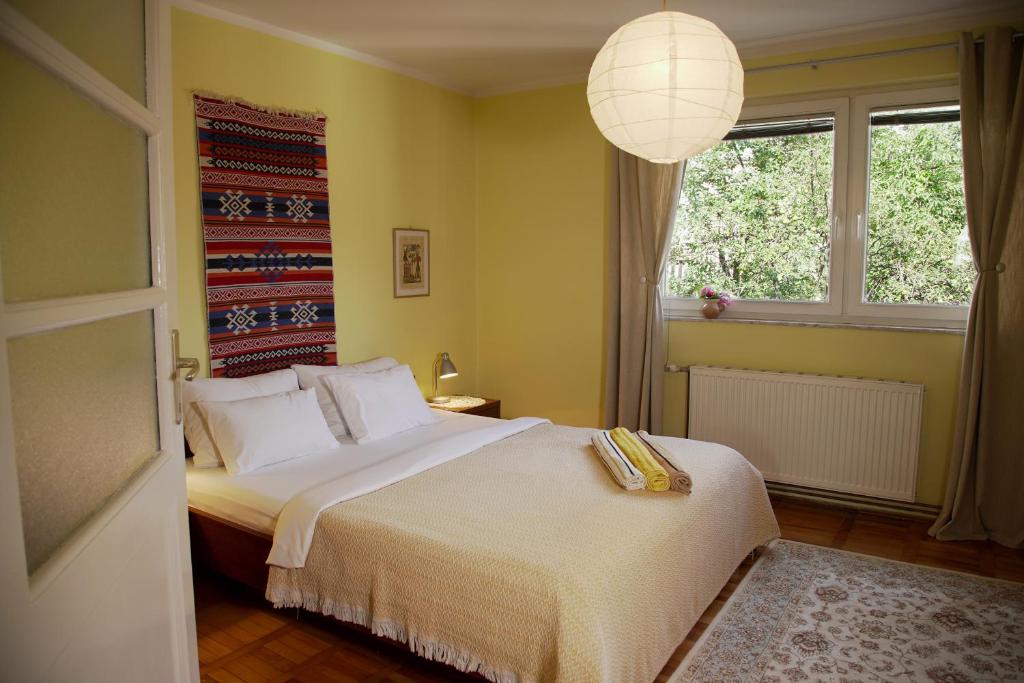 A bed or beds in a room at Hedgehog's Home - Ježeva kućica Free Parking