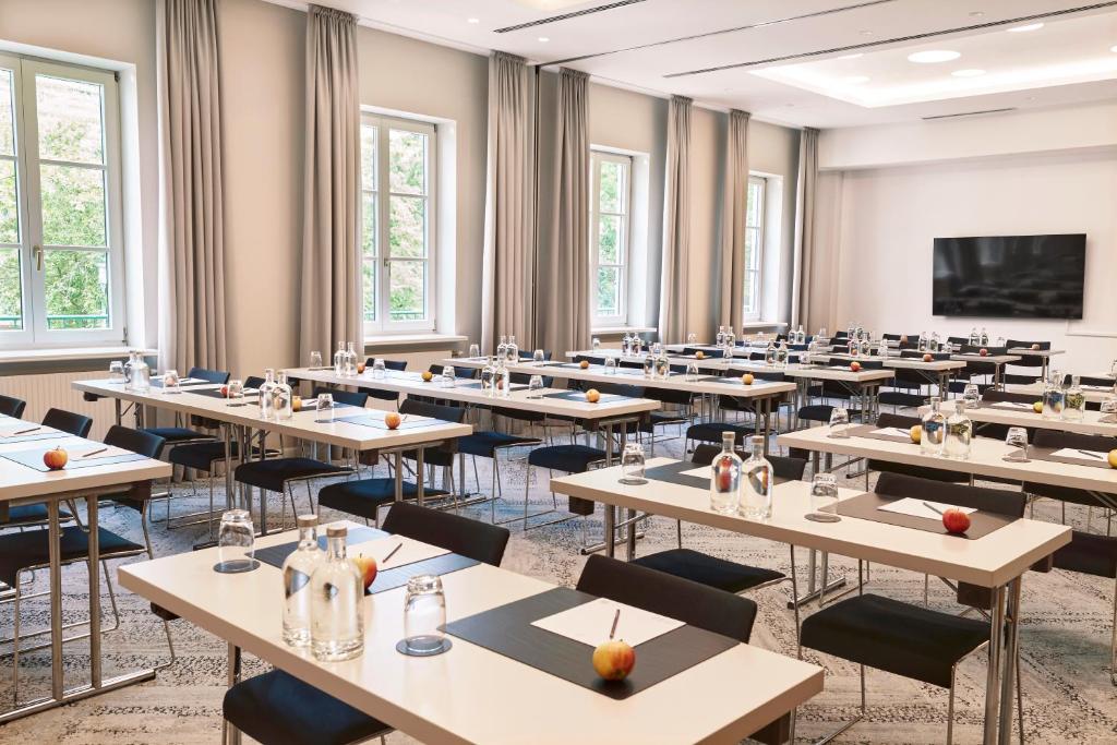 TV a/nebo společenská místnost v ubytování Steigenberger Hotel & Spa Krems