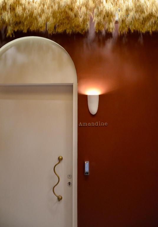 Hotel M Soleil - Montpellier Centre Saint Roch - Resim 41