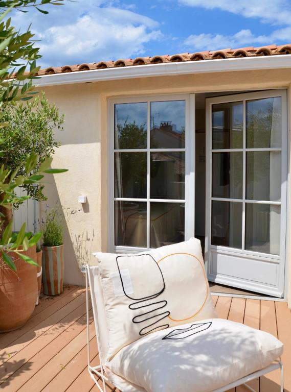 Hotel M Soleil - Montpellier Centre Saint Roch - Resim 8