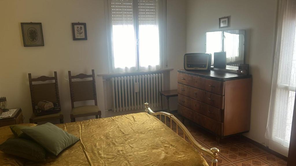 A television and/or entertainment centre at Ardiano 1818