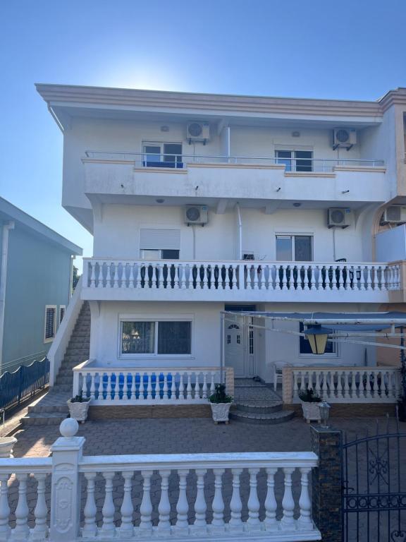 Balkón nebo terasa v ubytování Saraj appartments