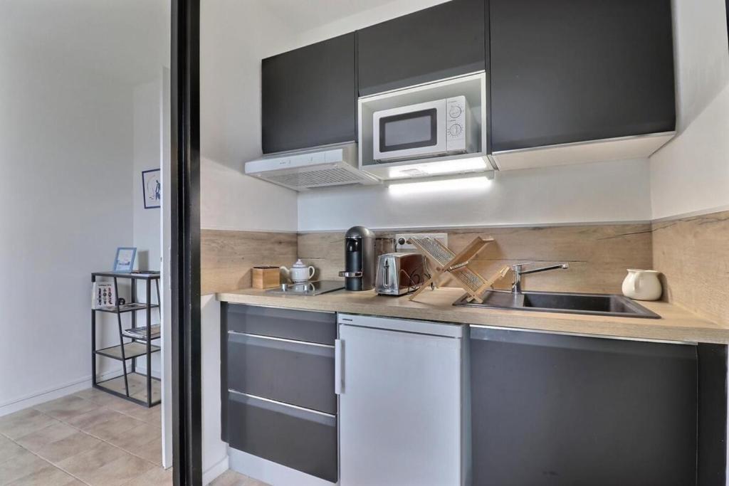 Appartement lumineux équipé au cœur de Monplaisir - Apartment