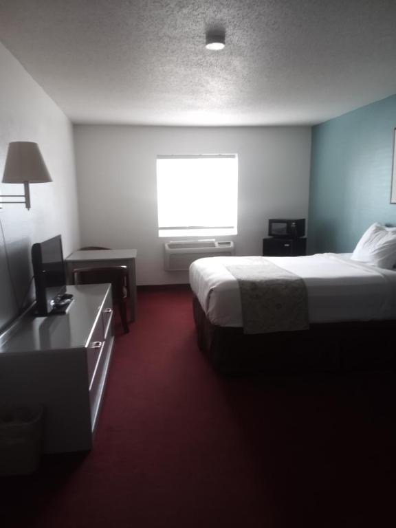 Americas's Best Value Inn and Suites - Housity