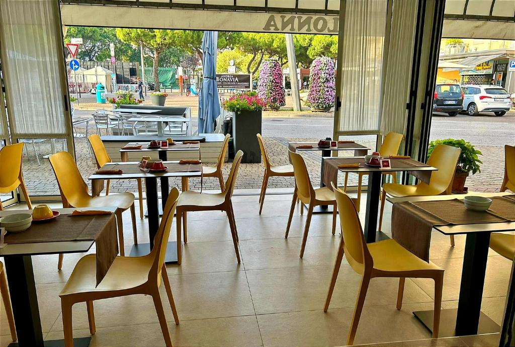 Restaurace v ubytování Hotel Colonna