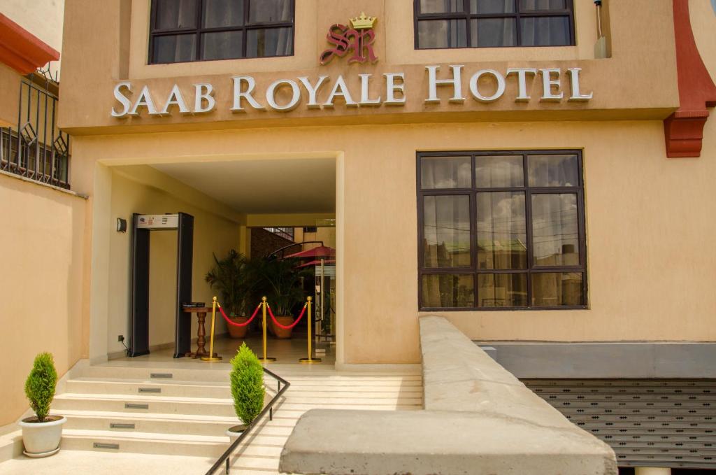 Exteriér nebo vchod ubytování Saab Royale Hotel