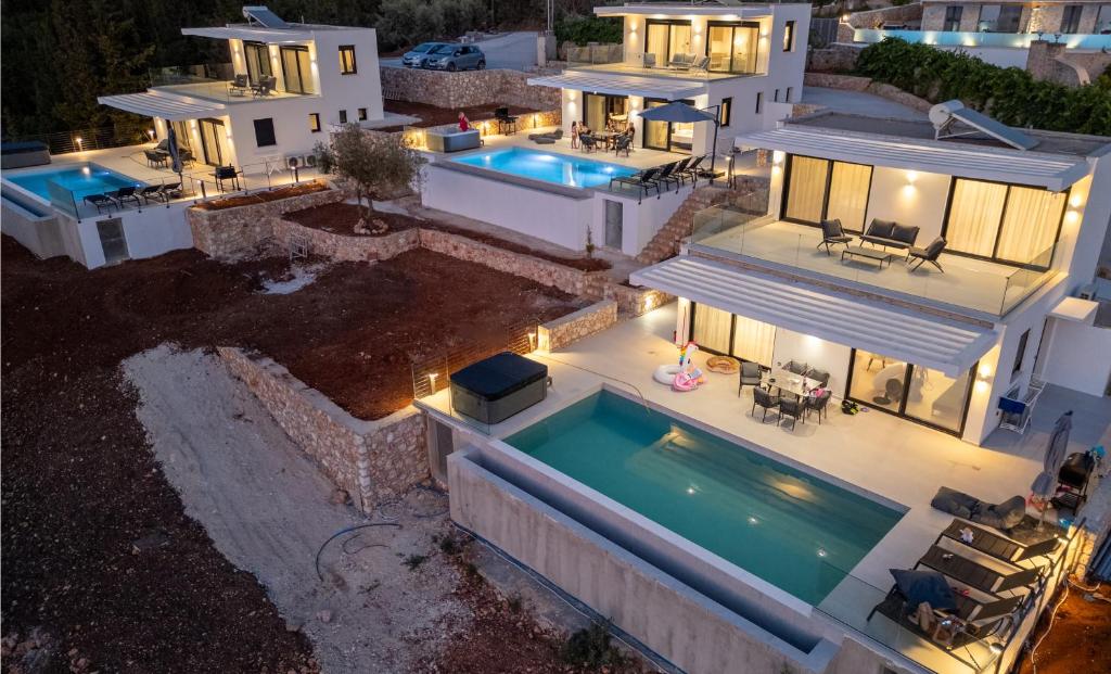 Bazén v ubytování Ventum Villas nebo v jeho okolí