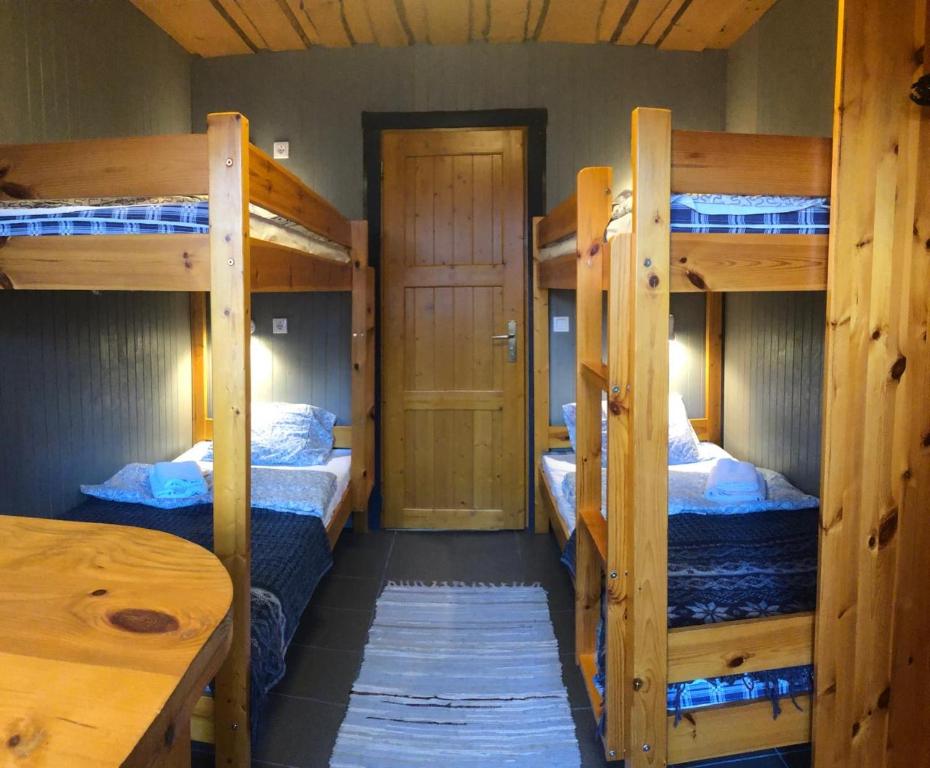 Hostel Kalameeste Maja - Chambre Quadruple Avec Terrasse