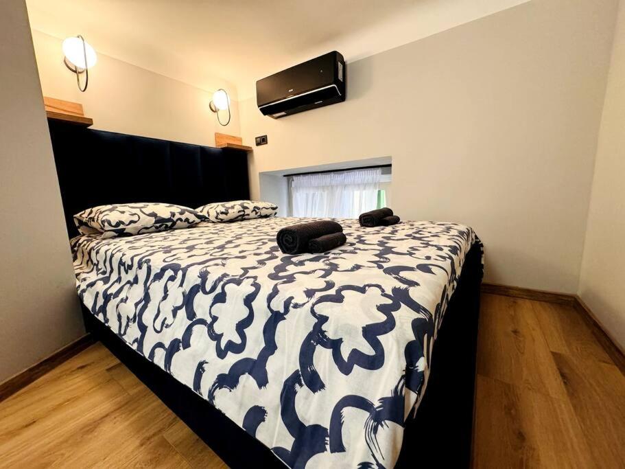 G15 City Centre Stylish Flat 1066 Budapest, Lovag utca 15 kép - 1