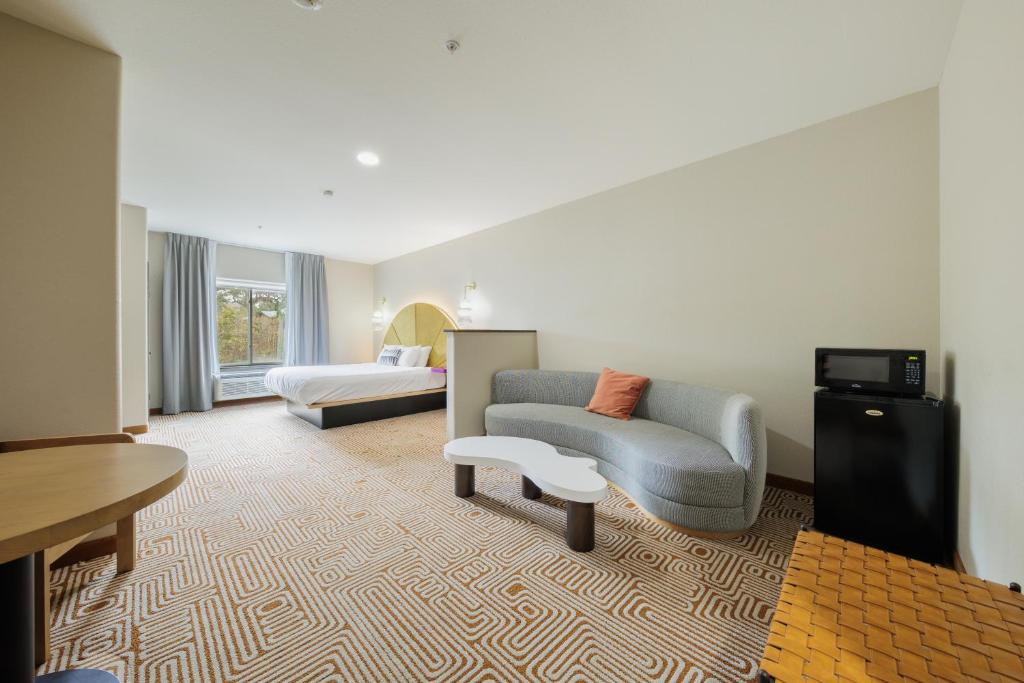 Blanco River Hotel photo