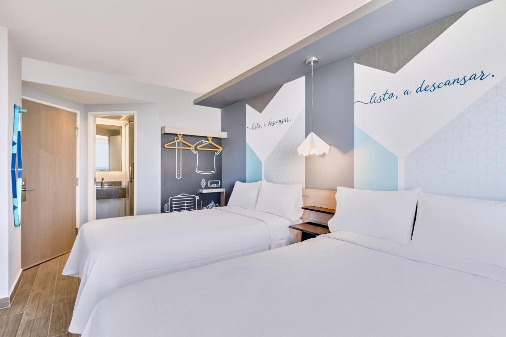 One Puerto Vallarta Aeropuerto