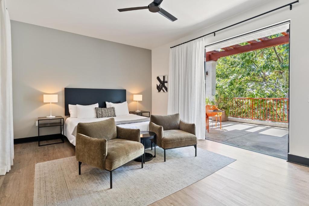 Hotel Casa 425 + Lounge, A Four Sisters Inn - Deluxe King