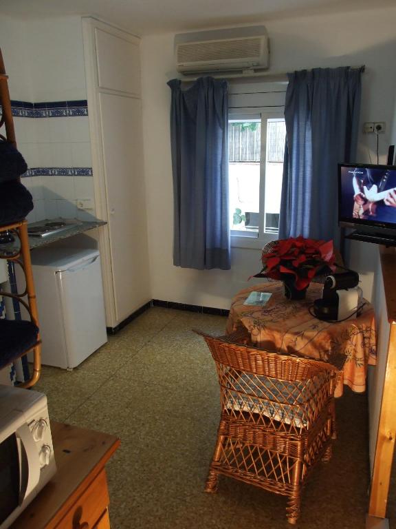 Apartamentos Montserrat - Студия