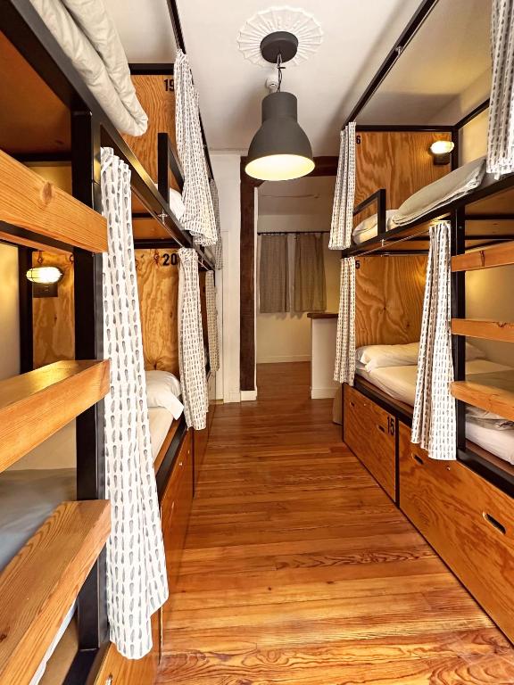 Surfing Etxea - Surf Hostel - 9