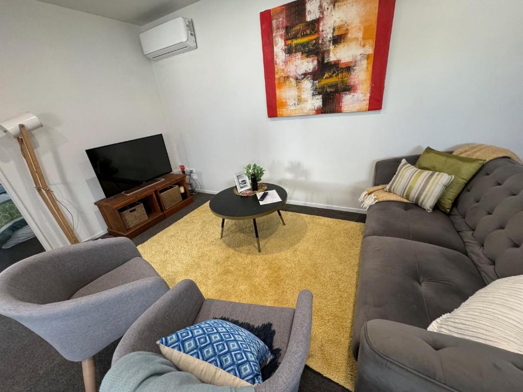 87 on FIFTH Ave - Resim 45