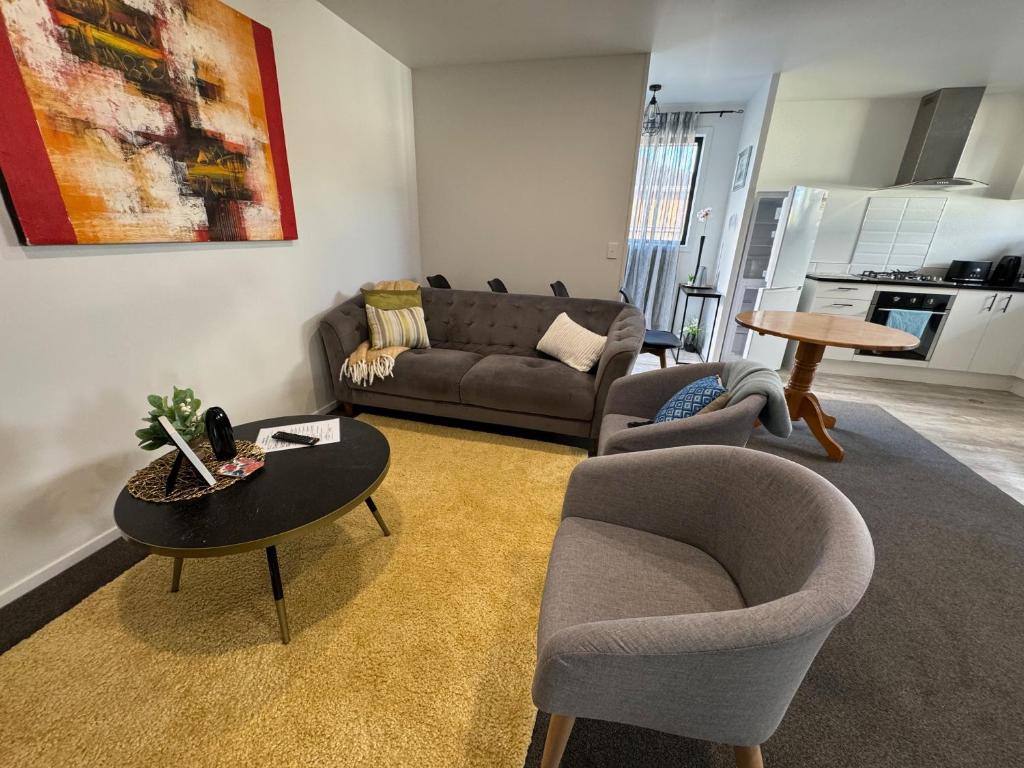 87 on FIFTH Ave - Resim 42