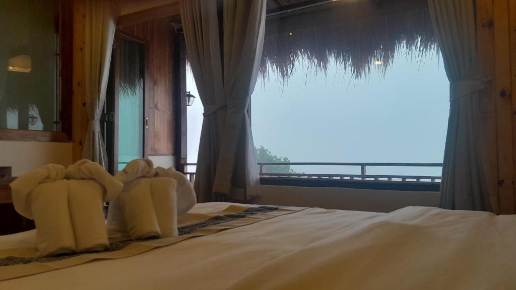KHIRI HOUSE &Café Farm ดอยช้างเชียงรายที่พักอาข่าเรียวกังสไตล์กลางหมู่บ้านดอยช้าง - Deluxe Double Room With Bath