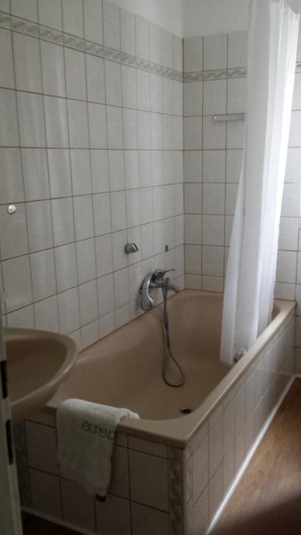 Koupelna v ubytování Konstanz nähe, ruhiges 4-Zim-Wohnung bis 8 Personen