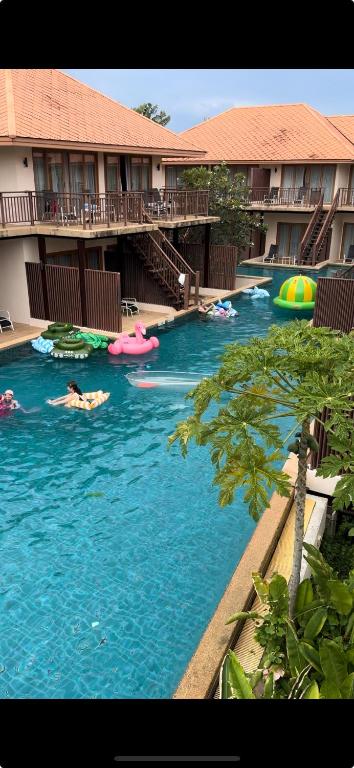 Blue Bay Resort - Access to Pool and Beach-Phuket & Krabi - 11