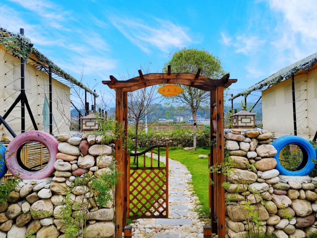 Zahrada ubytování Zhangjiajie Cliff Flower RV Tent Hotel